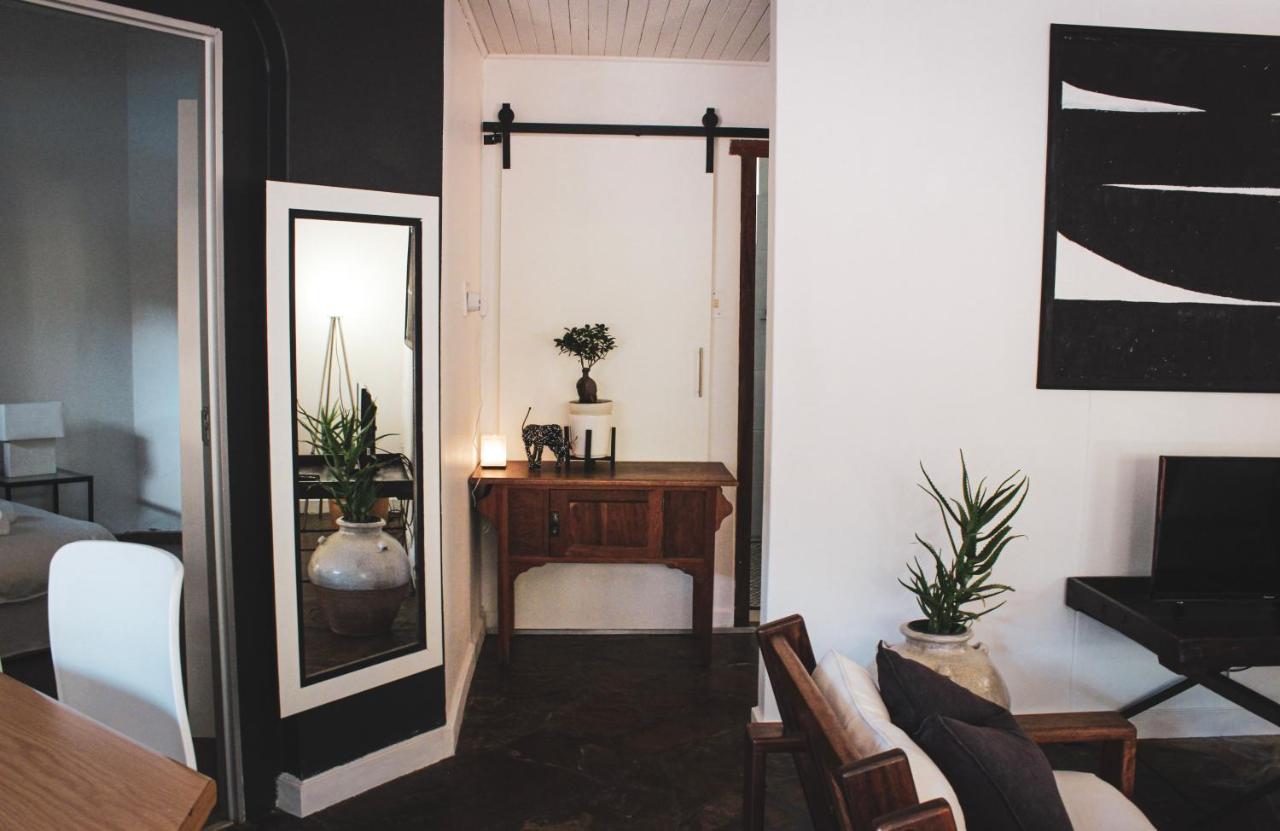 Alluring Self Catering 2 Bedroom Villa At Bokmakierie Villas Windhoek Exterior foto